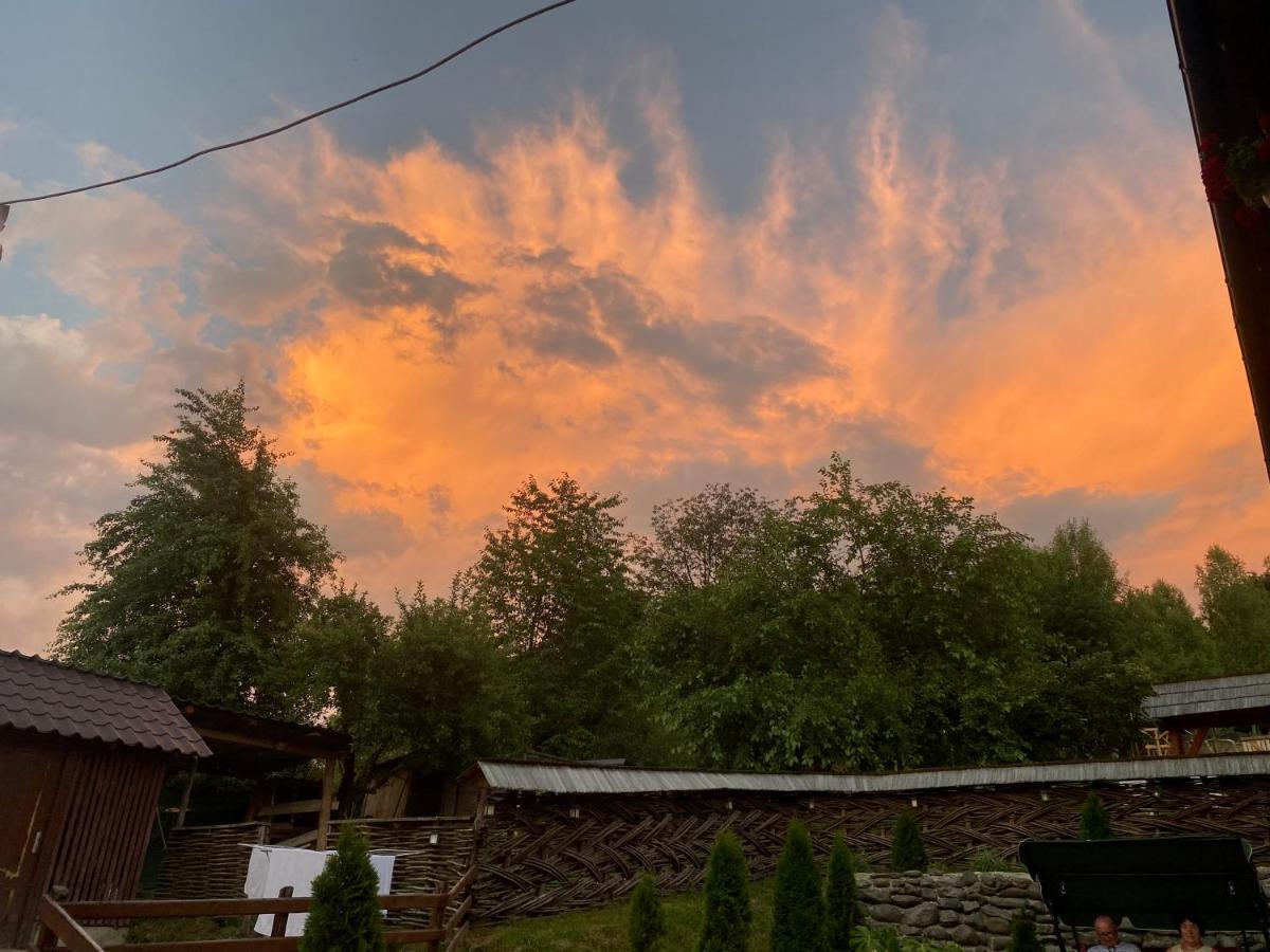 Floare De Maramures 1 Vadu Izei Ngoại thất bức ảnh