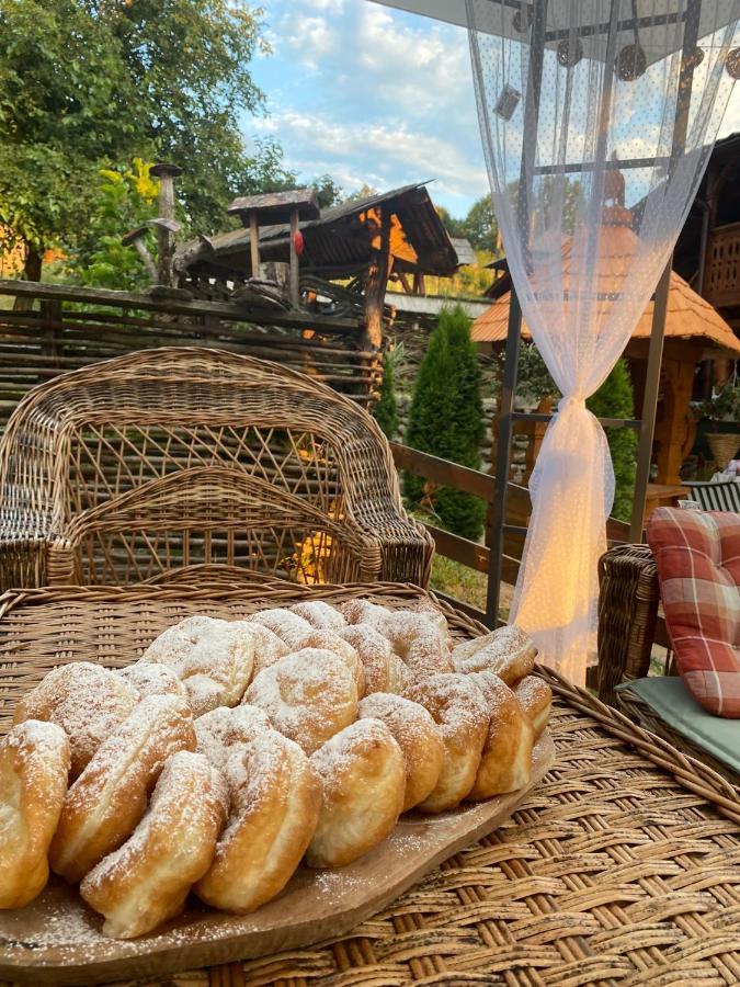 Floare De Maramures 1 Vadu Izei Ngoại thất bức ảnh